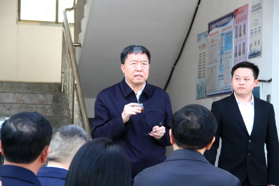 省政協(xié)黨組書記、主席毛萬春調研湖南湘豐桑植白茶有限公司